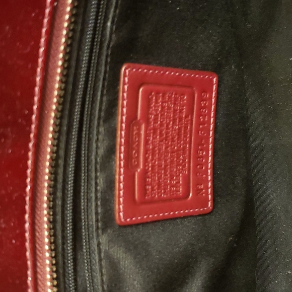 Coach Patent Leather Purse - Picture 5 of 6